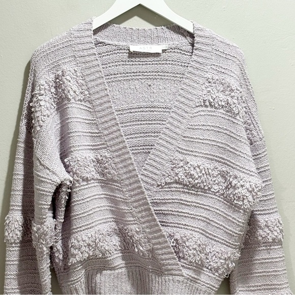 ASTR THE LABEL Women’s Lavender Lilac MADELINE Wrap Sweater Textured Size Large - Picture 3 of 8